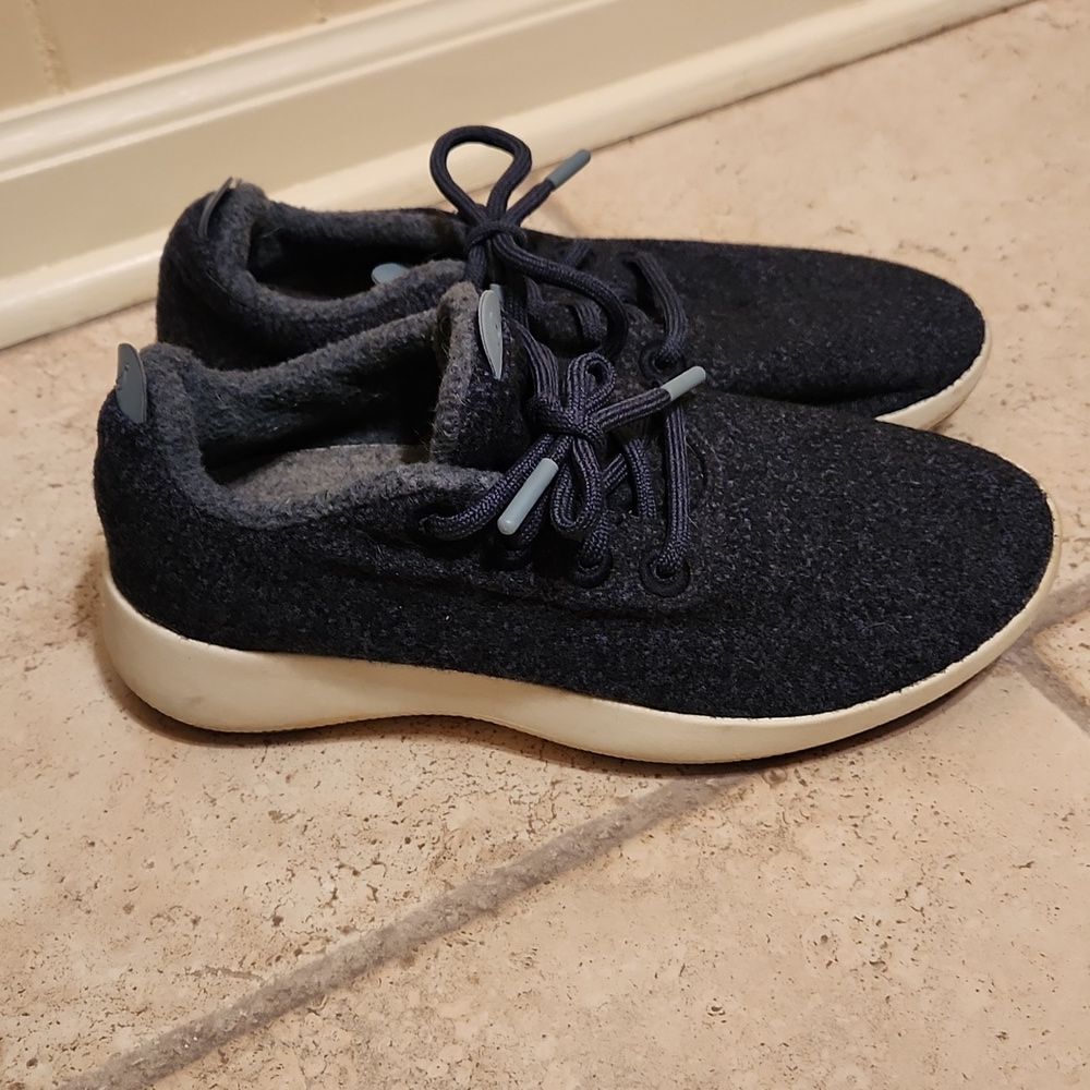Allbirds Women's "Mizzle" Dark Blue Merino Wool Shoes Size 8